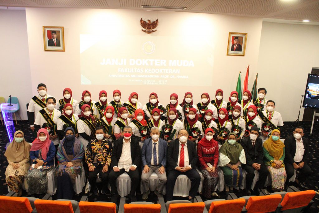 janji dokter muda